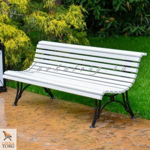 Скамейка из лиственницы на стальных опорах СК16л-2