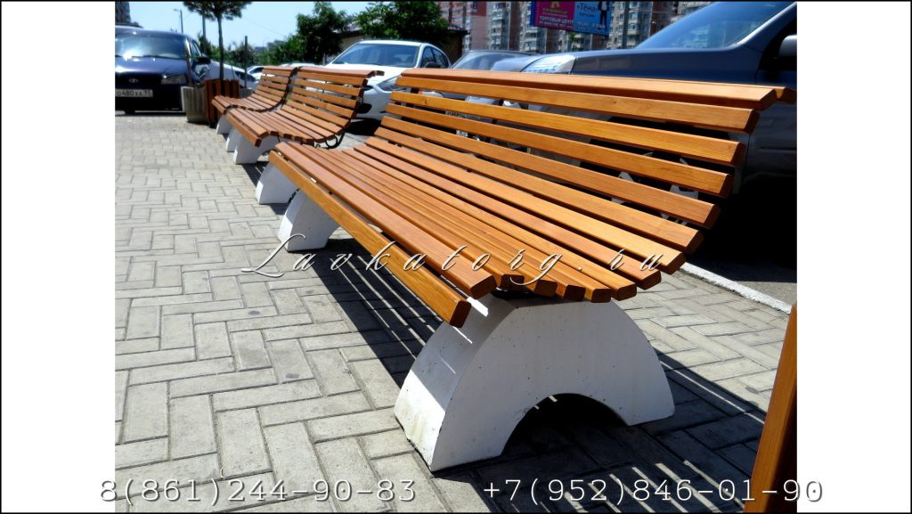 Парковый диван из лиственницы и бетона СБл-2-2