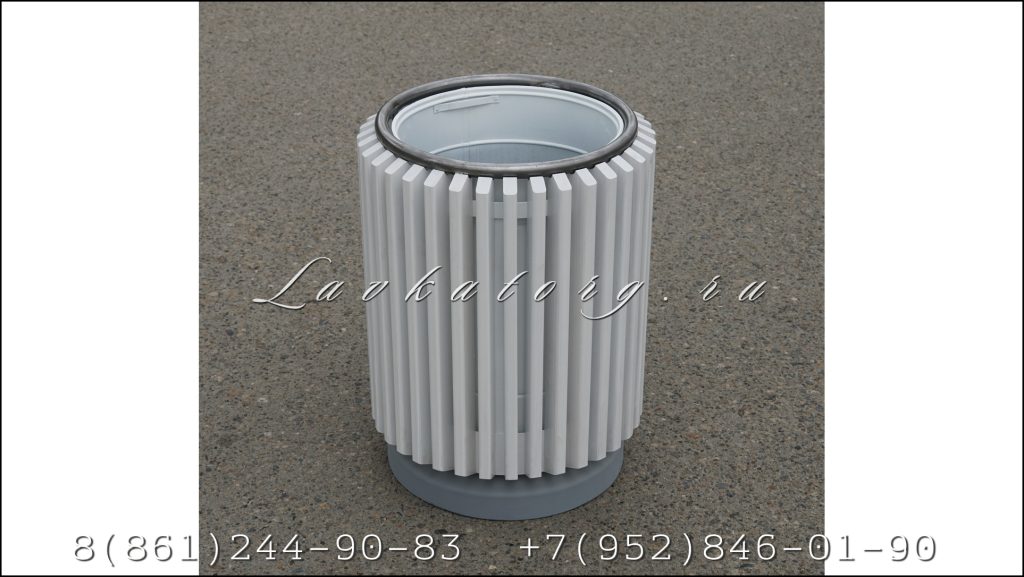 Круглые уличные урны из дерева и бетона