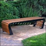 Скамья из лиственницы и стали лазерной резки