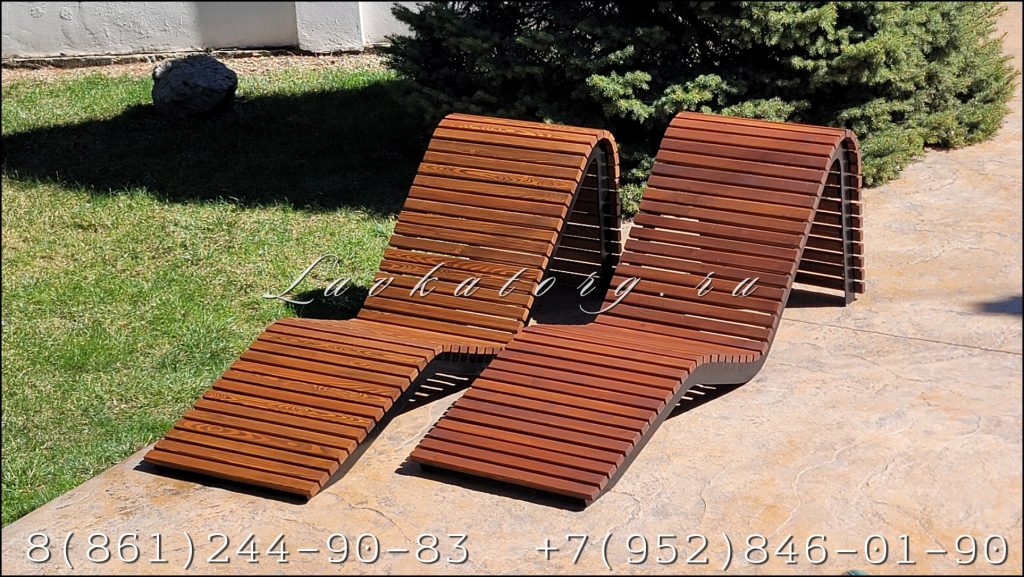 Шезлонги парковые из дерева и металла